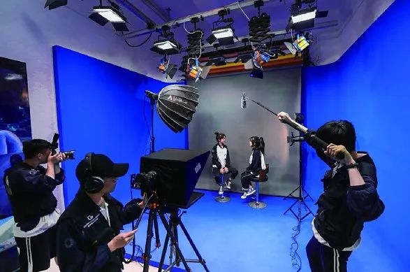 光影筑夢，創意未來——衢州市工程技術學校2024年影視節目策劃專業招生簡章